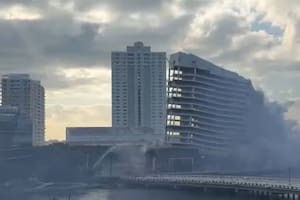Demolieron en segundos un emblemático hotel de Miami para construir un nuevo complejo de lujo