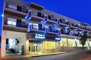 Córdoba. No hay fondos para atender a los 57 jubilados varados en un hotel