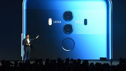 El Huawei Mate 10 tiene dos lentes con apertura f/1.6