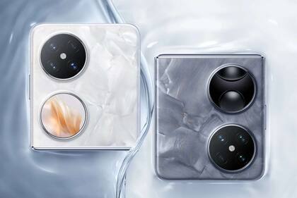 El Huawei Pocket 2 tiene cuatro cámaras externas, y un sensor de rayos utravioletas para cuidar la piel