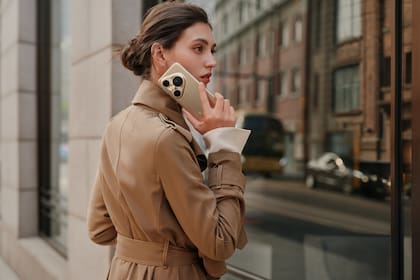 El Huawei Pura 80 Ultra tiene una pantalla de 6,8 pulgadas y una batería de carga rápida de 100 watts