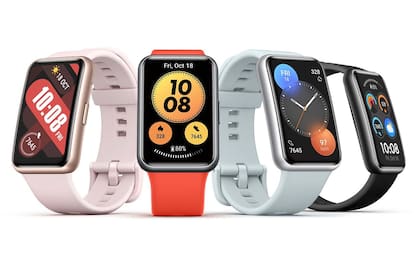 El Huawei Watch Fit tiene una pantalla de 1,64", GPS integrado, seguimiento de actividad física y visualización de notificaciones, aunque no permite agregar aplicaciones nuevas. La batería dura unos cinco días con un uso moderado
