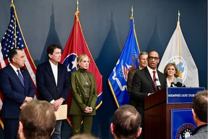 El HUD anunció la medida sobre la verificación de inmigración en los programas