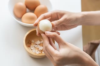 El truco definitivo para preparar huevos duros perfectos en la freidora de aire