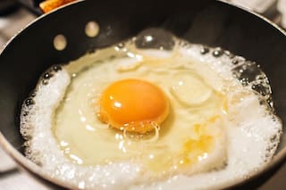 Vinagre a la sartén: cómo cocinar huevos fritos perfectos