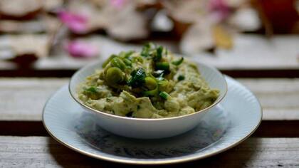 El hummus fue incluído por la RAE en su diccionario digital, según anunció hoy