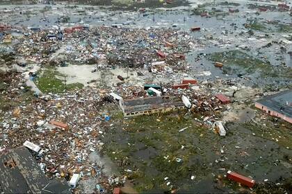 Miles de casas fueron destruidas por el huracán