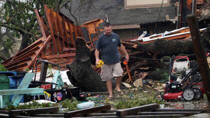 El huracán Harvey hace destrozos en Texas y provoca al menos dos muertos