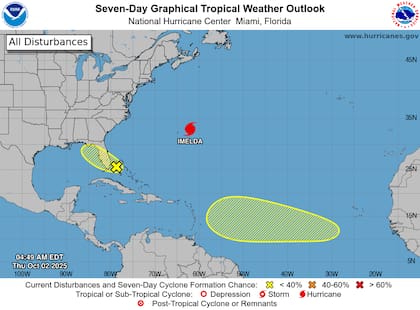 El huracán Imelda, con vientos sostenidos de 85 millas por hora (137 km/h), se encuentra en transición a un sistema postropical