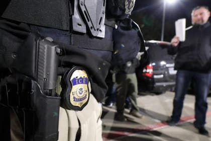 El ICE confirmó el arresto dos días después de que el DOJ presentara cargos contra Raúl Castro