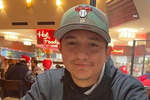 Es mexicano y viajó a EE.UU. con visa de turista para la Navidad, pero igual fue detenido por el ICE