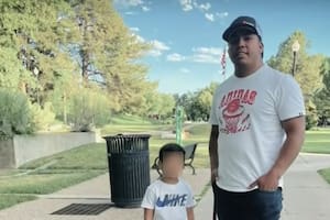 Es venezolano, el ICE lo confundió con su hermano gemelo y terminó detenido