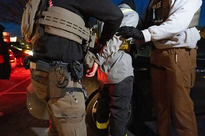 El ICE recibe denuncias por parte de familiares de una migrante salvadoreña detenida en San Antonio