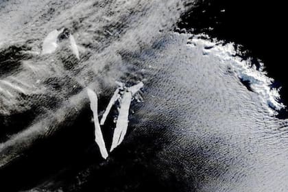 El iceberg A-76 se separó de la plataforma de hielo de Ronne en la Antártida (Foto: Imagen tomada de la página web del Observatorio de la Tierra de la NASA)