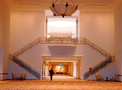 El imponente tamaño de los salones