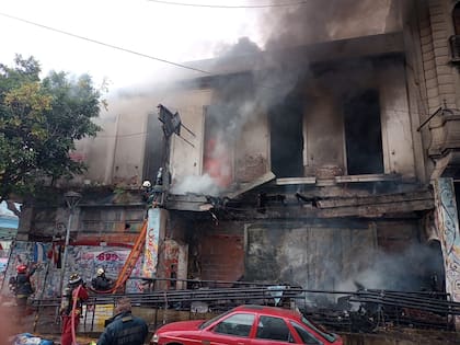 El incendio de la esquina de Suárez y Necochea, en La Boca