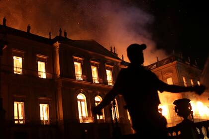 El incendio en el Museo Nacional de Río de Janeiro, en Brasil generó la pérdida de millones de obras
