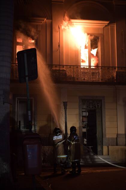 El incendio en el Museo Nacional de Río de Janeiro, en Brasil generó la pérdida de millones de obras