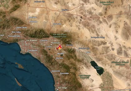 El incendio se originó en el bloque 15000 de Gilman Springs Road