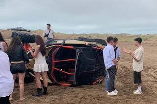 Irrumpió en una fiesta con un parlante, le pidieron que bajara la música y atropelló a tres personas con un todoterreno