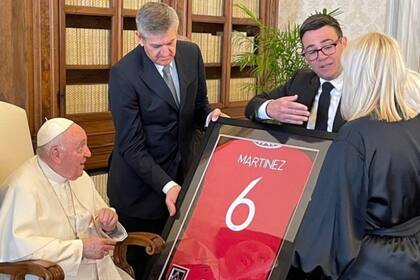 El inesperado regalo que recibió el Papa Francisco