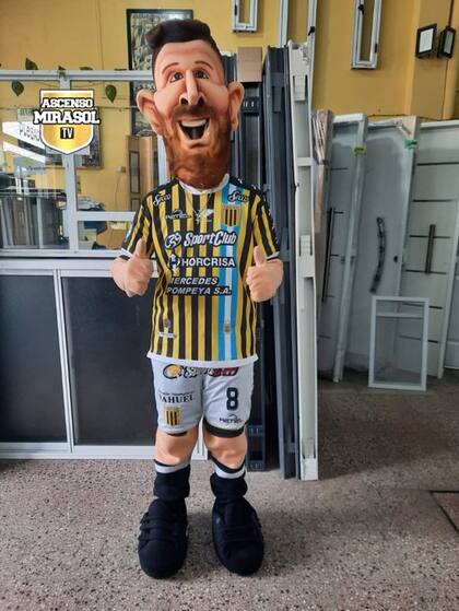 Lionel Messi es la nueva mascota de Almirante Brown
