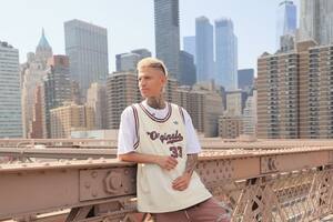 El influencer latino La Liendra relató cómo fue estafado en Times Square, en Nueva York