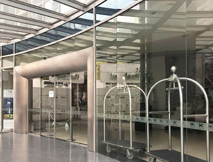 El ingreso al Hotel Plaza Real de Rosario