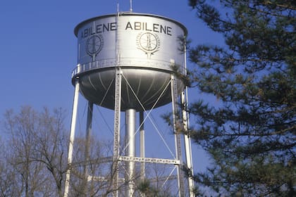  El ingreso familiar medio en Abilene es de US$59.254 anuales