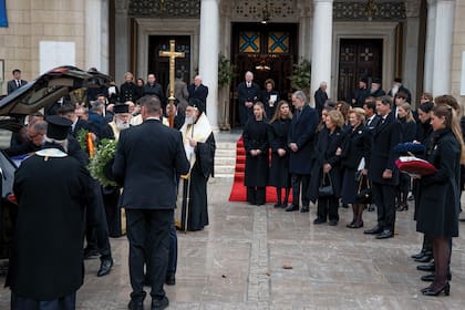 El
instante en que el féretro llega a la
Catedral
