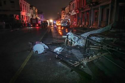 El Instituto de Meteorología había avisado horas antes de la formación en el sudeste del Golfo de México de "una baja extratropical"