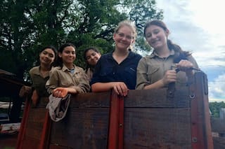 Una tradicional institución educativa rural tiene cada vez más mujeres en sus aulas