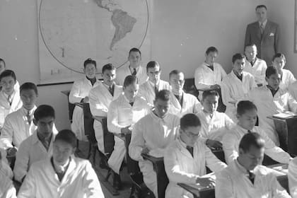 El Instituto Social Militar Dr. Dámaso Centeno comenzó a funcionar como tal a partir del año 1947