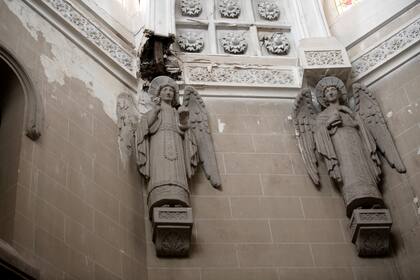 El Instituto Unzué, ubicado frente al mar, sobre el Boulevard Marítimo Peralta Ramos