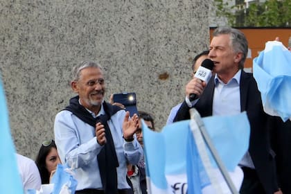 El intendente de Neuquén junto al presidente Macri