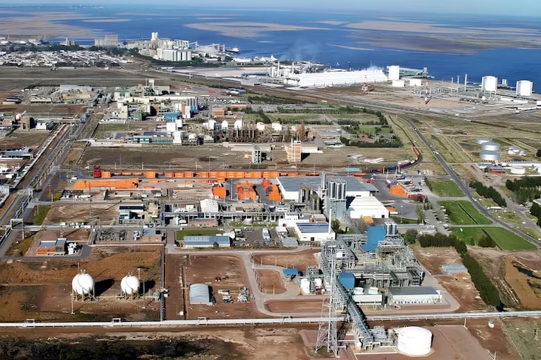 Bahía Blanca se Prepara para la Revolución del Combustible Sustentable con Nuevas Plantas de Bioetanol y SAF