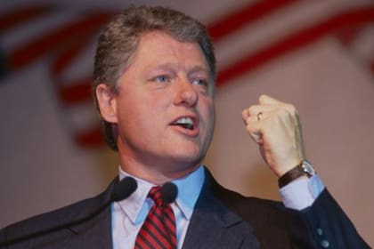 Bill Clinton tuvo que enfrentar un juicio político que terminó, para él, con "final feliz"