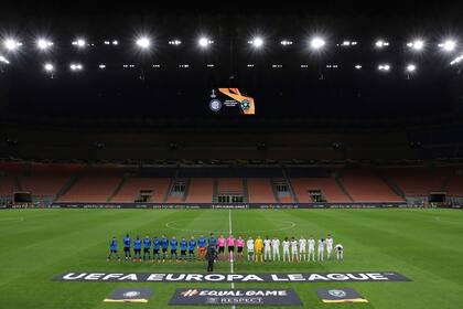 El estadio San Ciro, vacío; el fútbol podría volver a puertas cerradas por el coronavirus