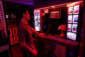 El interior de La cigarra