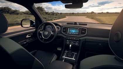 El interior de la Amarok sumó una nueva pantalla de 9 pulgadas