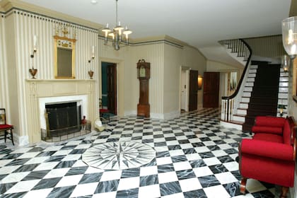 El interior de la Mansion Gracie muestra un diseño tradicional