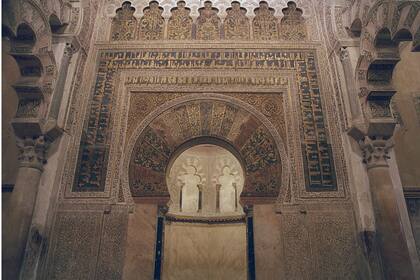 El interior de la mezquita de Córdoba, uno de los inmuebles cuestionados