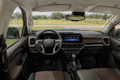 El interior de la nueva S10