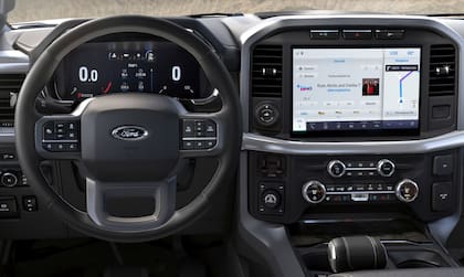 El interior de la nueva Ford F-150 incluye mucha tecnología