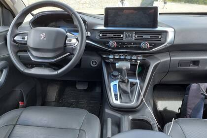 El interior de la Peugeot Landtrek
