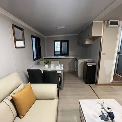 El interior de las casas prefabricadas de Amazon es personalizable y expandible (Amazon.com)