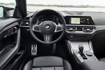 El interior del BMW Serie 2 Coupé también fue completamente replanteado