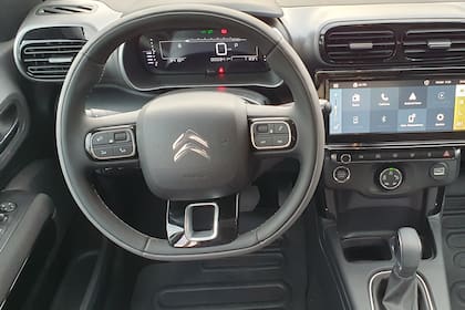 El interior del Citroën C4 Cactus MY23 estrena una nueva central multimedia