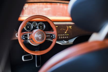 El interior del Model 001 de Dacora Motors