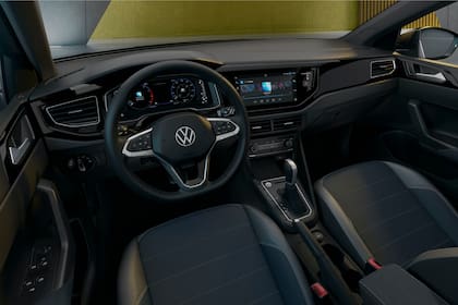 El interior del Nivus incluye dos grandes pantallas de 10", el tablero Info Active Display y la touchscreen del nuevo sistema VW Play